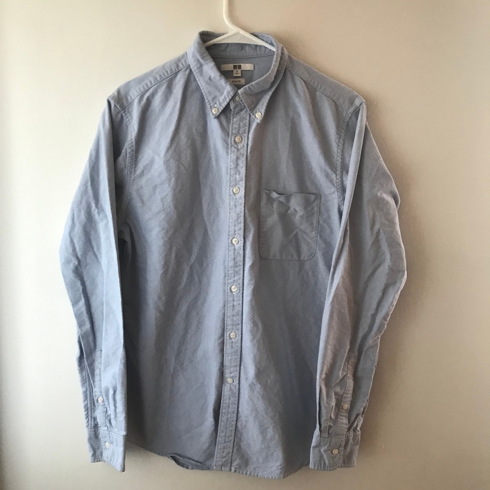 UNIQLO Button Up Shirt Blue - Medium